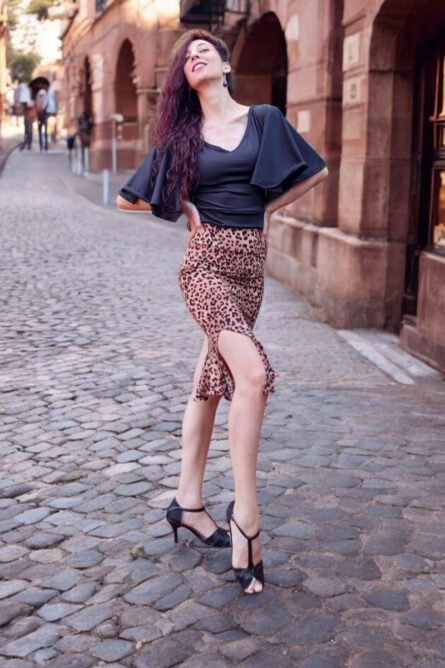 Falda Alelí Seda Fría - Image 4